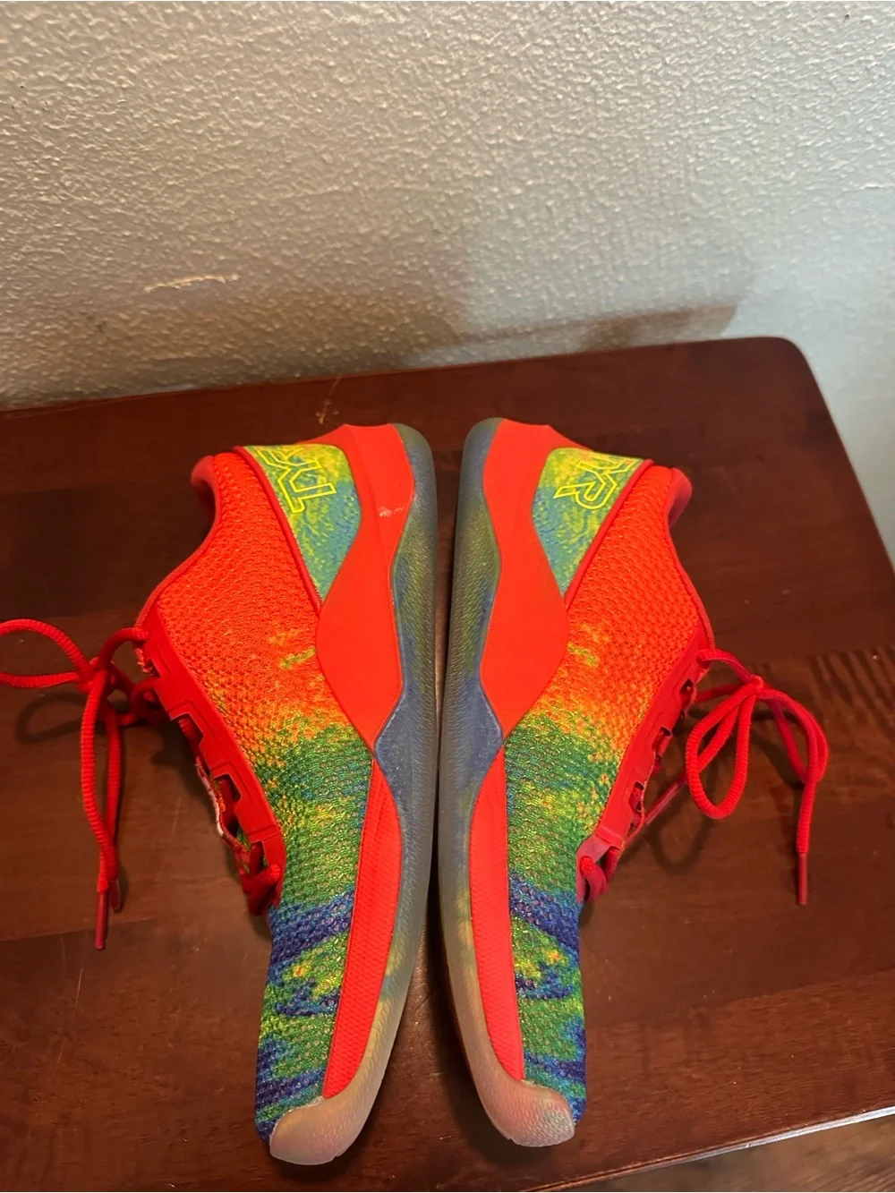 TYR vibrant knit